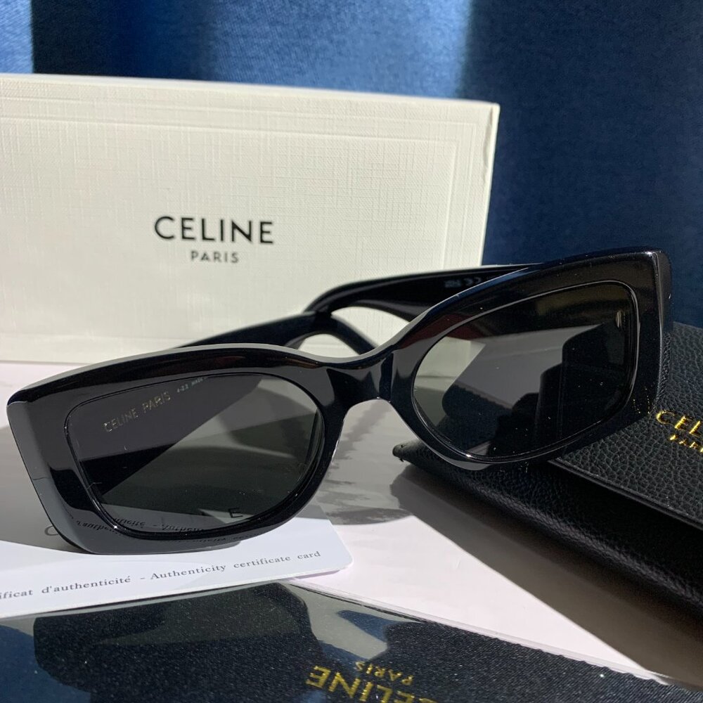 Like New Celine CL40282U Cat-Eye Sunglasses | Black Triomphe Logo